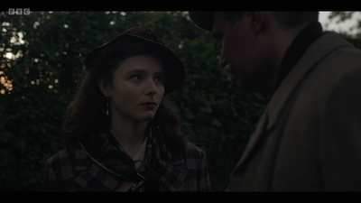 Life_After_Life_S01E04_mkv13155.jpg