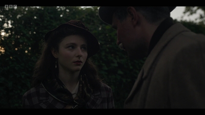 Life_After_Life_S01E04_mkv13161.jpg