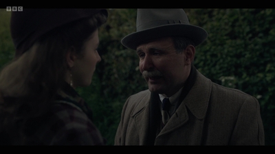 Life_After_Life_S01E04_mkv13168.jpg