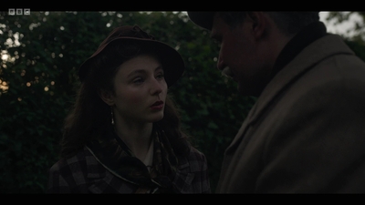 Life_After_Life_S01E04_mkv13183.jpg