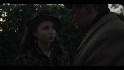 Life_After_Life_S01E04_mkv13186.jpg