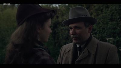 Life_After_Life_S01E04_mkv13205.jpg
