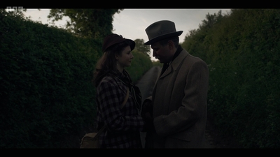 Life_After_Life_S01E04_mkv13218.jpg