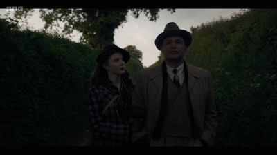 Life_After_Life_S01E04_mkv13227.jpg