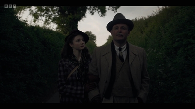 Life_After_Life_S01E04_mkv13229.jpg