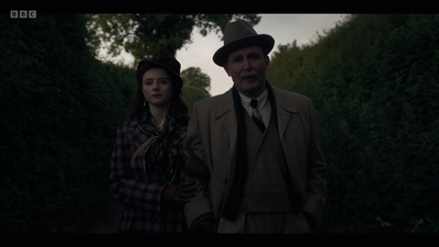 Life_After_Life_S01E04_mkv13232.jpg