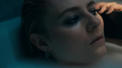 Totally_Completely_Fine_S01E01_mkv0095.jpg