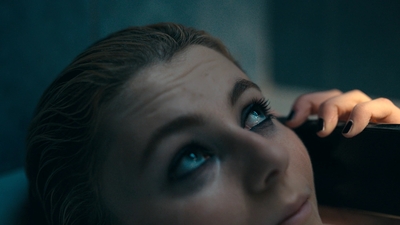Totally_Completely_Fine_S01E01_mkv0100.jpg