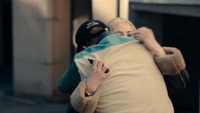 Totally_Completely_Fine_S01E01_mkv0159.jpg