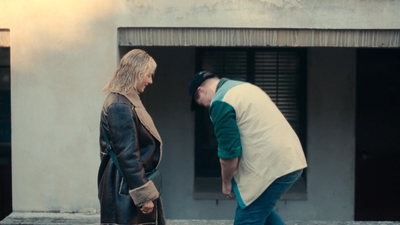 Totally_Completely_Fine_S01E01_mkv0184.jpg