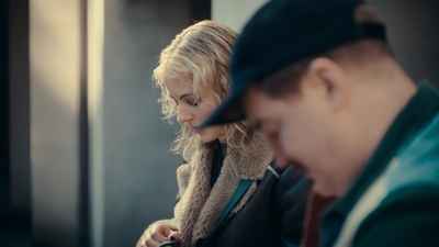 Totally_Completely_Fine_S01E01_mkv0198.jpg
