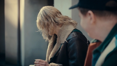 Totally_Completely_Fine_S01E01_mkv0205.jpg