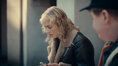 Totally_Completely_Fine_S01E01_mkv0208.jpg