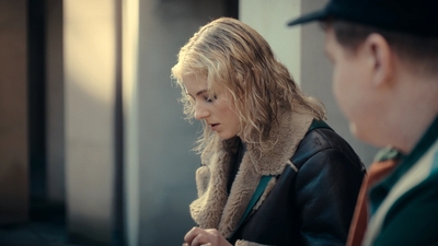 Totally_Completely_Fine_S01E01_mkv0235.jpg