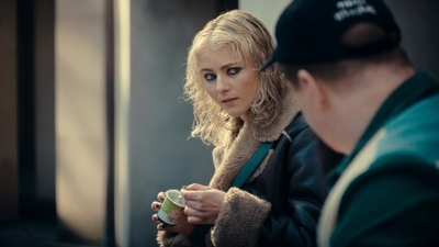 Totally_Completely_Fine_S01E01_mkv0261.jpg