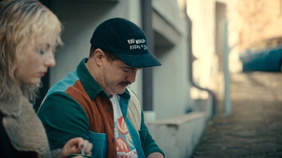 Totally_Completely_Fine_S01E01_mkv0280.jpg