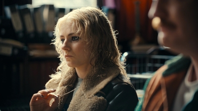 Totally_Completely_Fine_S01E01_mkv0373.jpg