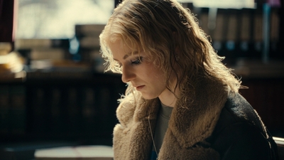 Totally_Completely_Fine_S01E01_mkv0387.jpg
