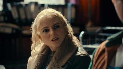 Totally_Completely_Fine_S01E01_mkv0477.jpg