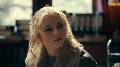 Totally_Completely_Fine_S01E01_mkv0520.jpg