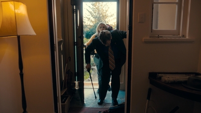 Totally_Completely_Fine_S01E01_mkv0599.jpg