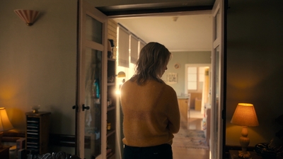 Totally_Completely_Fine_S01E01_mkv0646.jpg