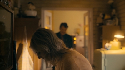 Totally_Completely_Fine_S01E01_mkv0661.jpg