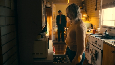 Totally_Completely_Fine_S01E01_mkv0677.jpg