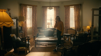 Totally_Completely_Fine_S01E01_mkv0709.jpg