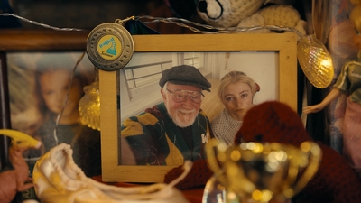Totally_Completely_Fine_S01E01_mkv0753.jpg