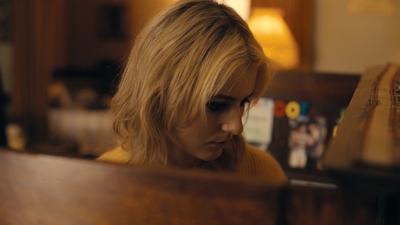 Totally_Completely_Fine_S01E01_mkv0755.jpg