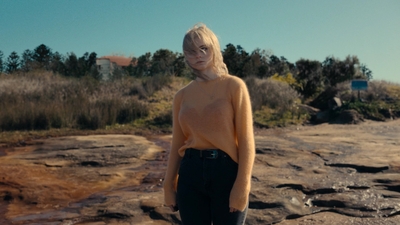 Totally_Completely_Fine_S01E01_mkv0857.jpg