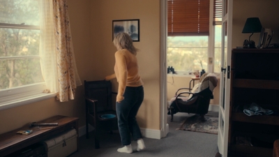 Totally_Completely_Fine_S01E01_mkv0942.jpg