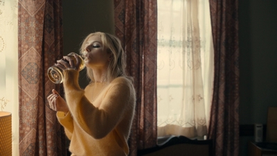 Totally_Completely_Fine_S01E01_mkv0961.jpg