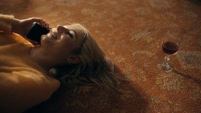 Totally_Completely_Fine_S01E01_mkv0973.jpg