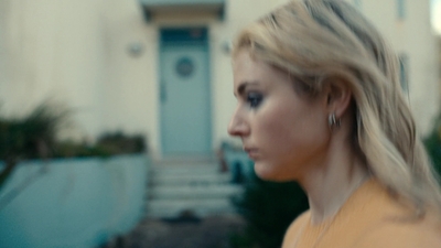 Totally_Completely_Fine_S01E01_mkv1039.jpg