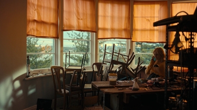 Totally_Completely_Fine_S01E01_mkv1074.jpg
