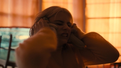 Totally_Completely_Fine_S01E01_mkv1091.jpg