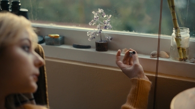 Totally_Completely_Fine_S01E01_mkv1114.jpg