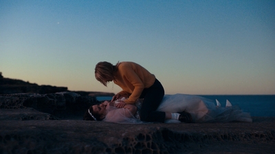 Totally_Completely_Fine_S01E01_mkv1284.jpg