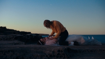 Totally_Completely_Fine_S01E01_mkv1301.jpg