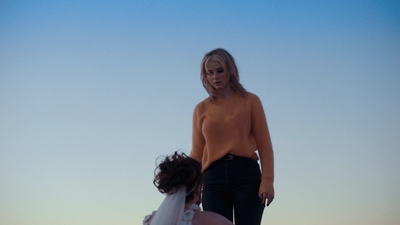 Totally_Completely_Fine_S01E01_mkv1313.jpg