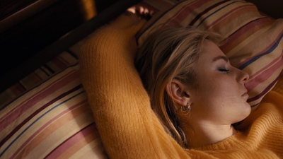 Totally_Completely_Fine_S01E01_mkv1399.jpg