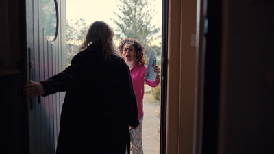 Totally_Completely_Fine_S01E01_mkv1434.jpg