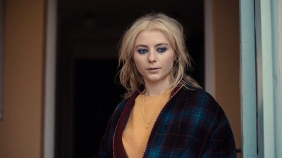 Totally_Completely_Fine_S01E01_mkv1444.jpg