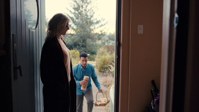 Totally_Completely_Fine_S01E01_mkv1456.jpg