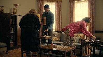 Totally_Completely_Fine_S01E01_mkv1481.jpg