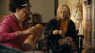 Totally_Completely_Fine_S01E01_mkv1523.jpg