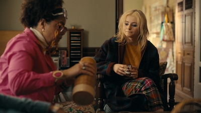 Totally_Completely_Fine_S01E01_mkv1528.jpg
