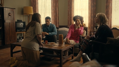 Totally_Completely_Fine_S01E01_mkv1582.jpg